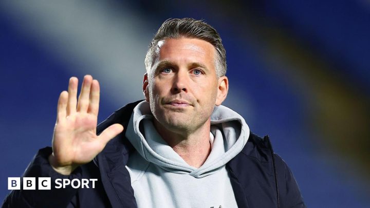 Rob Edwards: Wolves boss praises ‘incredible’ Middlesbrough fans