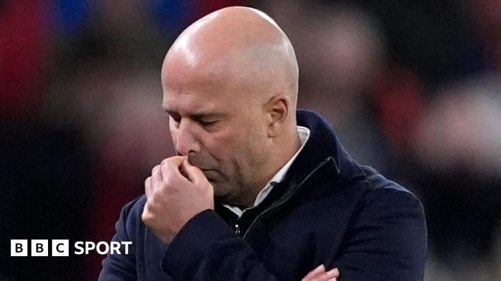 Liverpool and Arne Slot in ‘full-blown crisis’ after 3-0 defeat by Nottingham Forest