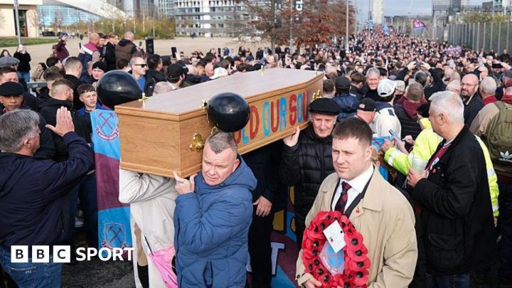 West Ham ‘take small step’ with win after 10,000 fans protest