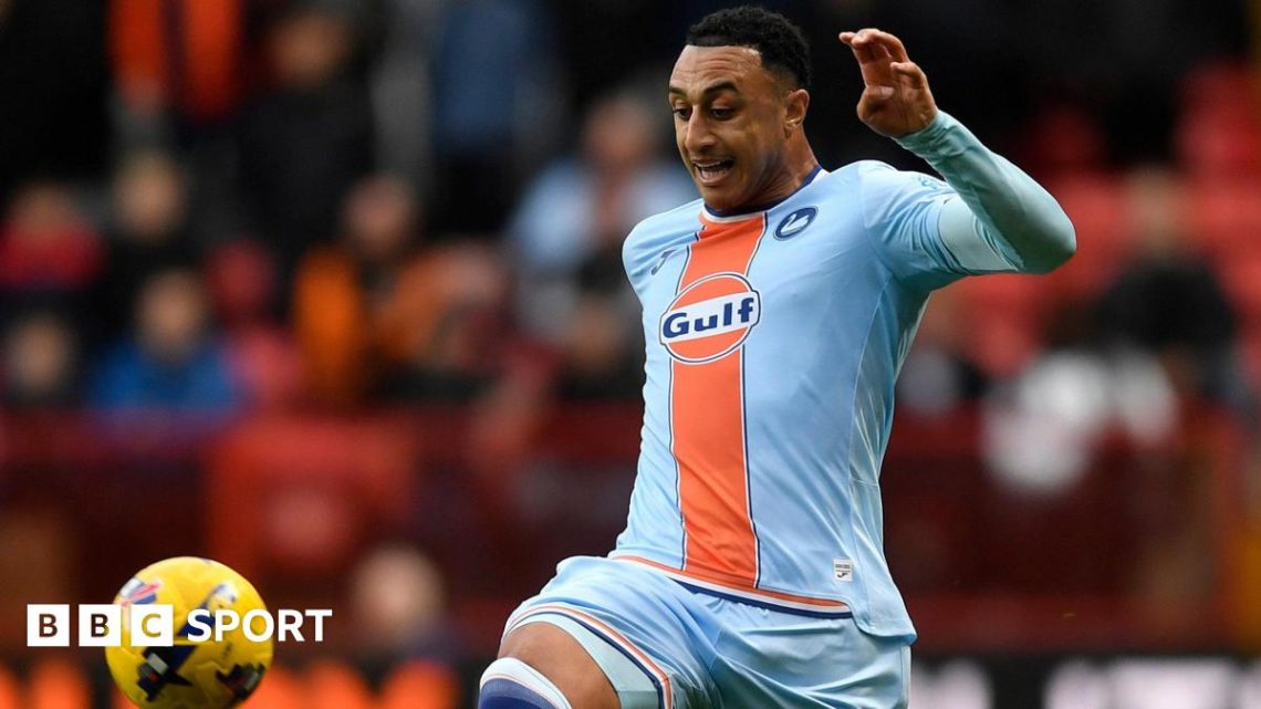 Charlton Athletic 1-1 Swansea City: Adam Idah cancels out Charlie Kelman opener