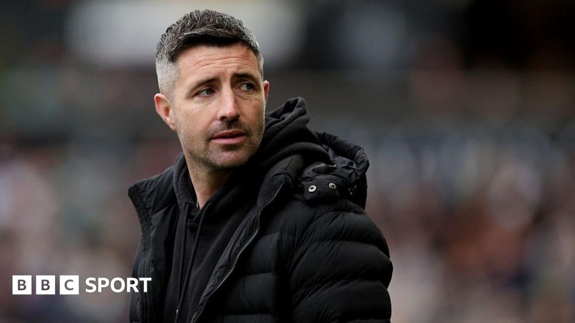 Alan Sheehan: Swansea City to part company with head coach Alan Sheehan: Swansea City to part company with head coach