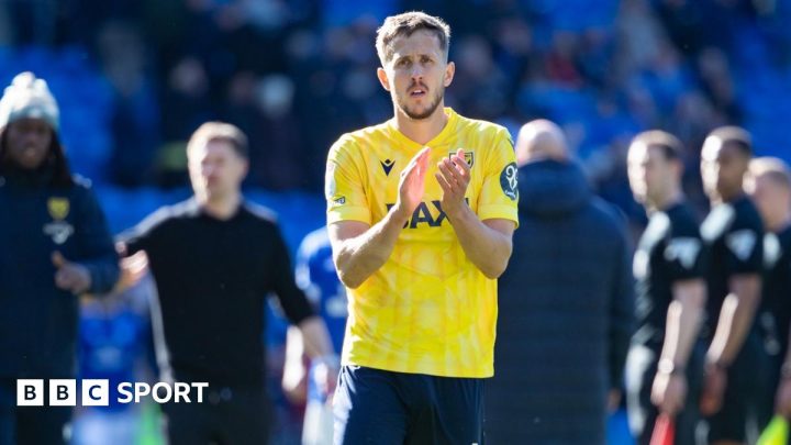 Oxford United’s Will Vaulks wins Fifpro award for mental health work