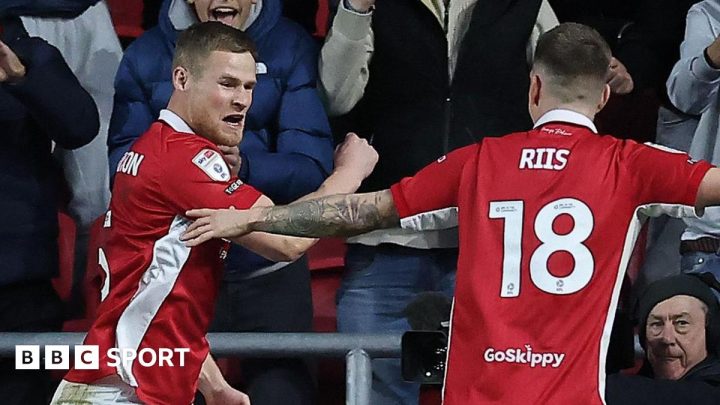 Bristol City 2-0 Middlesbrough: Boro miss chance to close gap at top of Championship