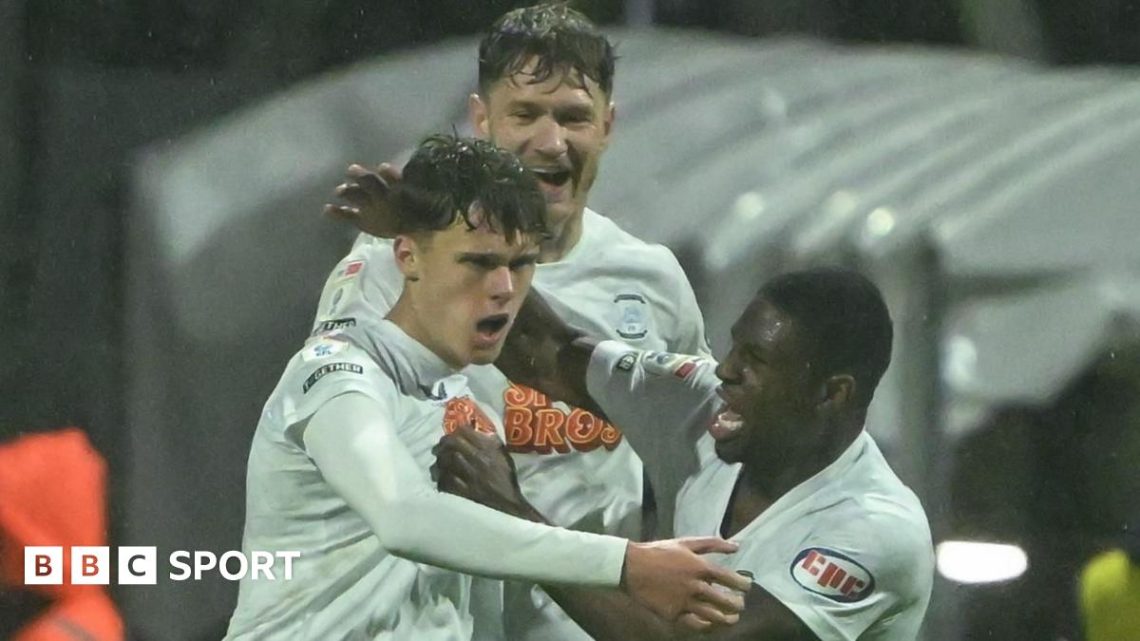 Preston North End 1-1 Wrexham: Harrison Armstrong goal cancels out Kieffer Moore effort at Deepdale Preston North End 1-1 Wrexham: Harrison Armstrong goal cancels out Kieffer Moore effort at Deepdale