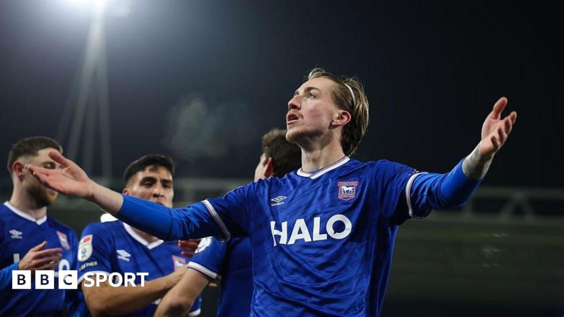 Clarke double sends Ipswich second