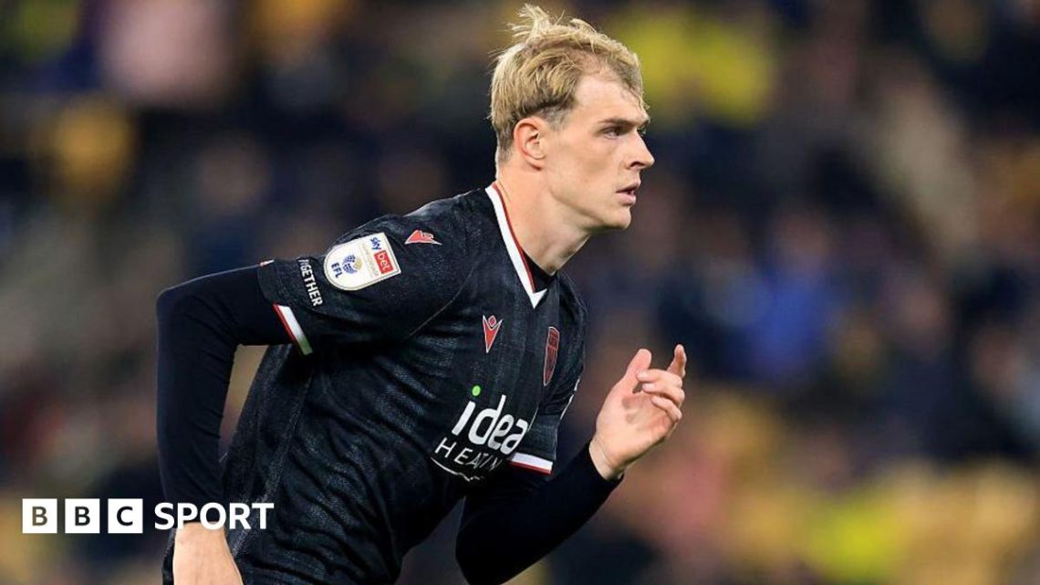 Hull City sign Premier League duo Toby Collyer and Lewis Koumas on loan Hull City sign Premier League duo Toby Collyer and Lewis Koumas on loan