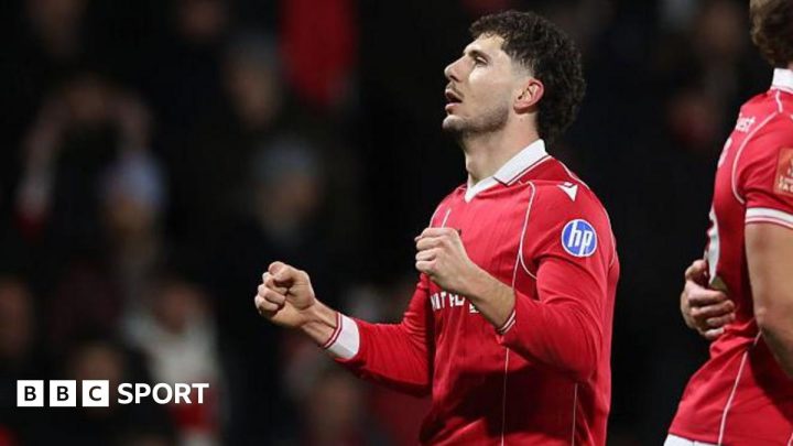 FA Cup: Liberato Cacace’s ‘crazy’ Wrexham celebration after injury woes