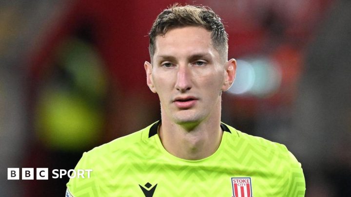 Jack Bonham: Bolton Wanderers sign Stoke City goalkeeper on 18-month deal