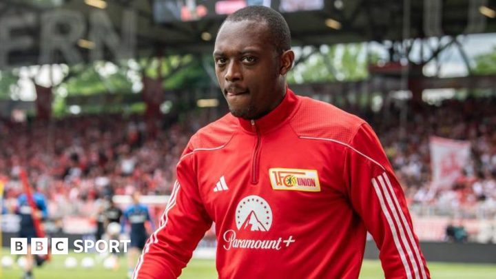 Jerome Roussillon: Defender leaves Charlton Athletic after two months