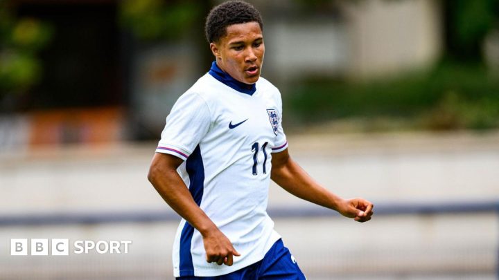 Ajay Tavares: Norwich tried to keep winger before Barcelona move