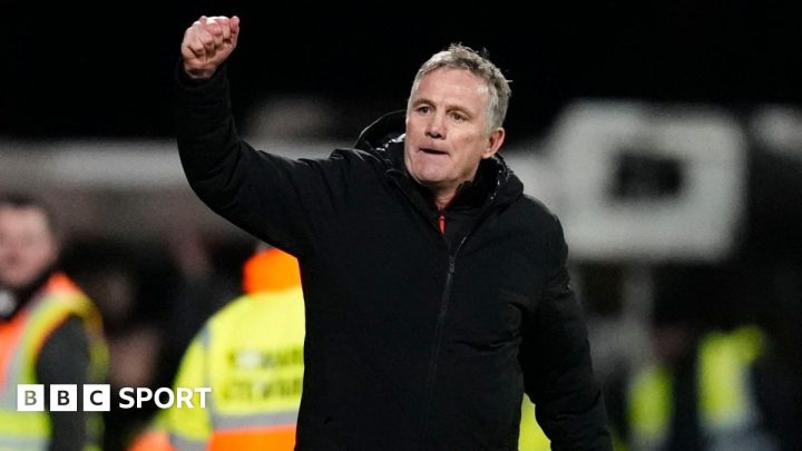 Wrexham overcome illness in camp to beat Portsmouth