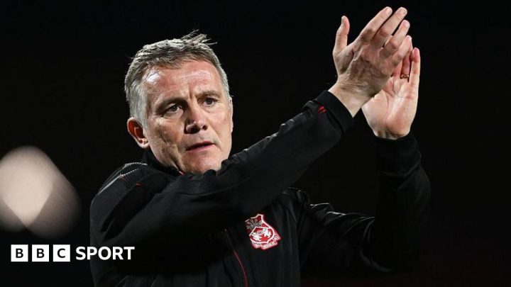 Wrexham news: Players urged to ‘appreciate’ Championship play-off challenge