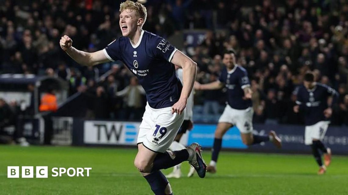 Millwall 1 -0 Derby County: Josh Coburn scores Lions winner Millwall 1 -0 Derby County: Josh Coburn scores Lions winner