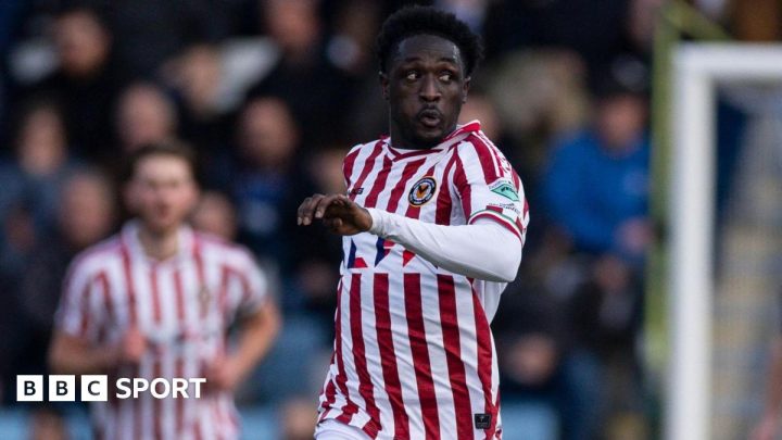Leicester City: Nathan Opoku and Kevon Gray sign new deals