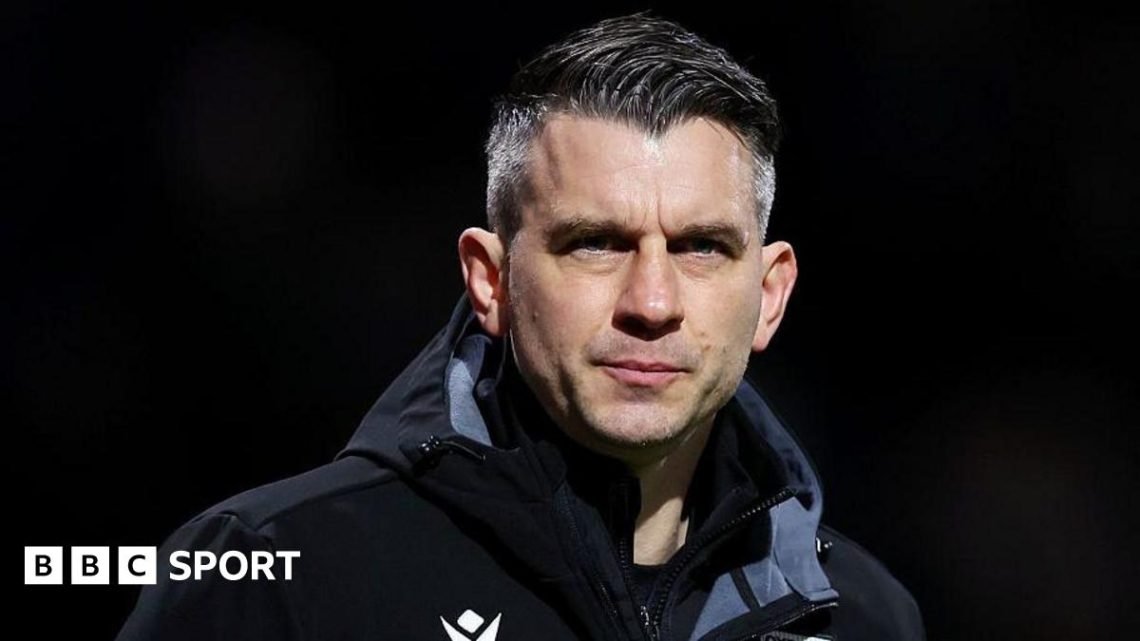 Matt Bloomfield: Oxford United boss on tributes to Amelia Aplin after Blackburn Rovers win Matt Bloomfield: Oxford United boss on tributes to Amelia Aplin after Blackburn Rovers win