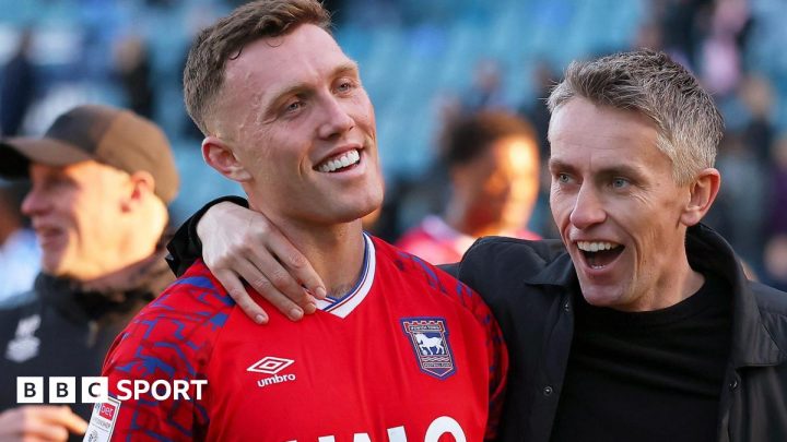 Dara O’Shea: Ipswich Town need squad effort in promotion race