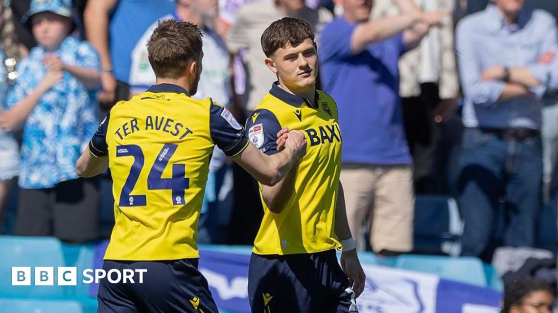 Oxford United 4-1 Sheffield Wednesday: Will Lankshear scores double in victory Oxford United 4-1 Sheffield Wednesday: Will Lankshear scores double in victory