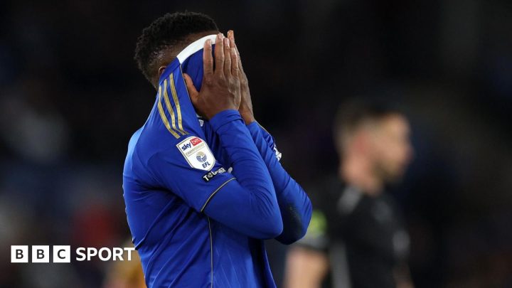 Leicester City 2-2 Hull City: Foxes relegated to League One