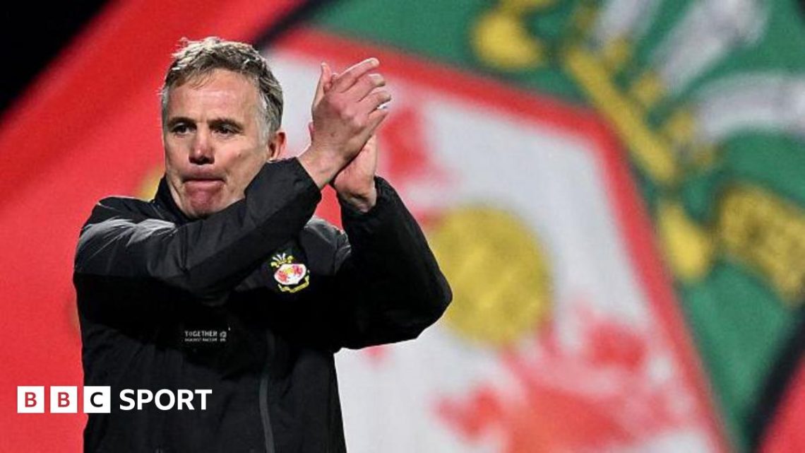 Phil Parkinson: Manager ‘proud’ to receive freedom of Wrexham Phil Parkinson: Manager ‘proud’ to receive freedom of Wrexham