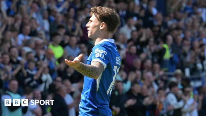 Portsmouth FC podcast: 🎧 John Mousinho, Adrian Segecic and what the future might hold