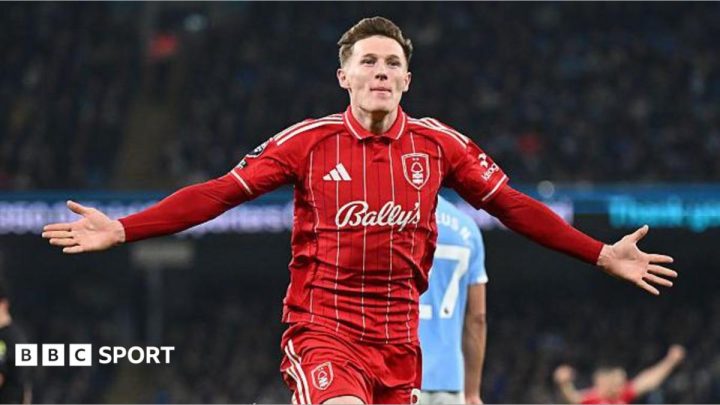 Elliot Anderson: Manchester City agree club record deal with Nottingham Forest for England midfielder