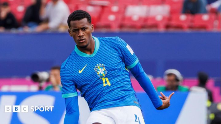 Bruno Alves: Norwich City sign Brazil Under-20 defender on loan from Cruzeiro