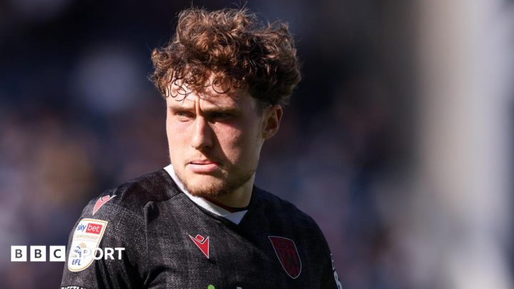 Callum Styles: West Bromwich Albion full-back signs new four-year deal
