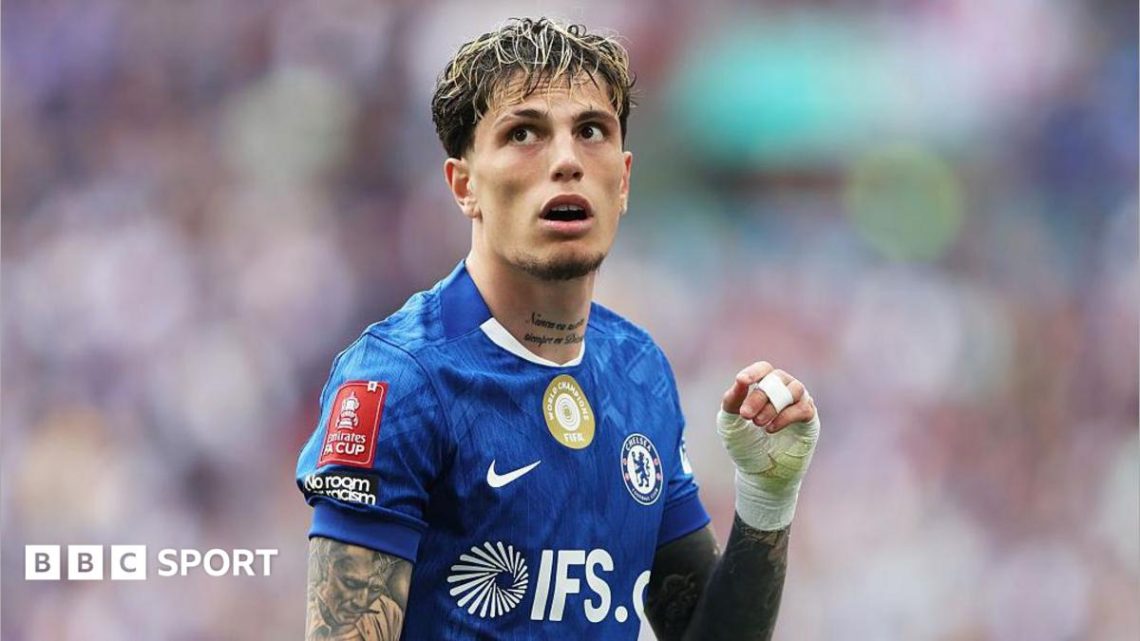 Aston Villa enter talks to sign Chelsea’s Garnacho Aston Villa enter talks to sign Chelsea’s Garnacho