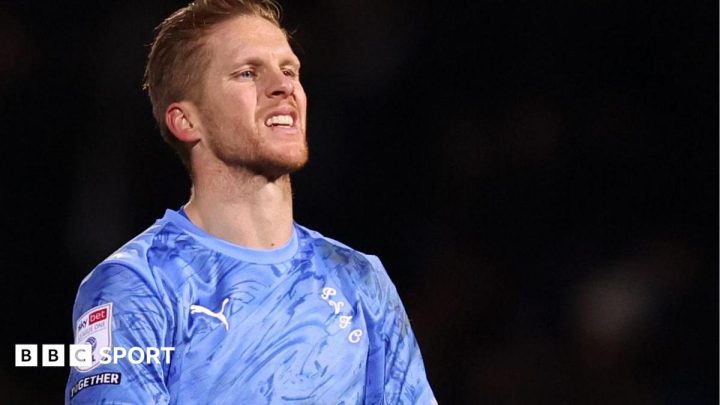 Ben Amos: Burnley sign veteran goalkeeper on one-year deal