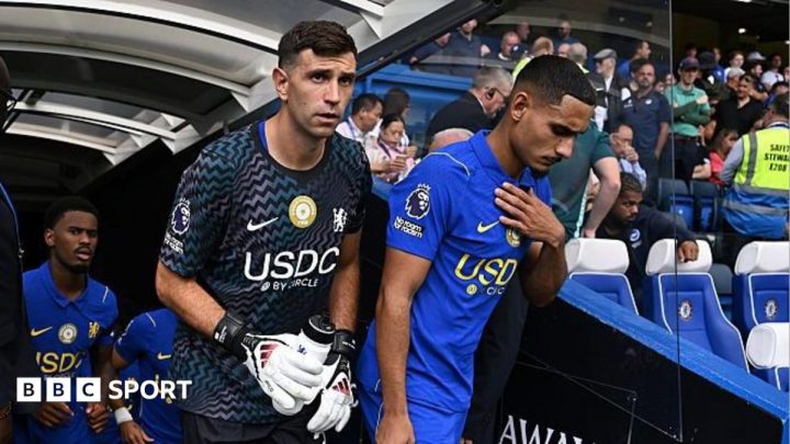 Emiliano Martinez: Why Chelsea need more than new keeper to challenge for title