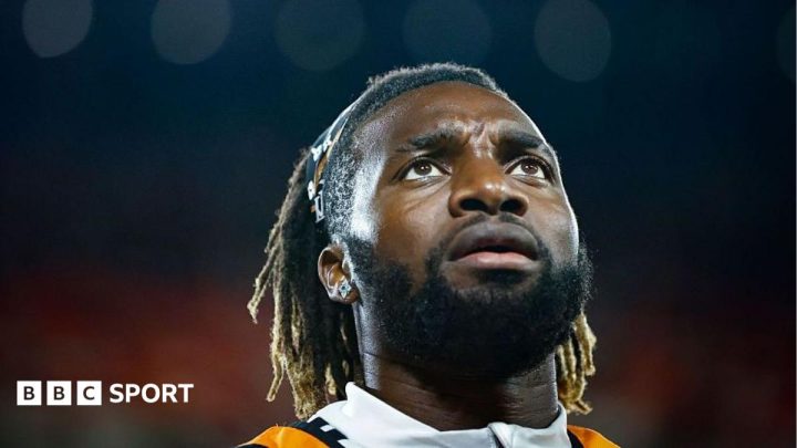 Allan Saint-Maximin: Children ‘don’t have to accept’ being racially abused