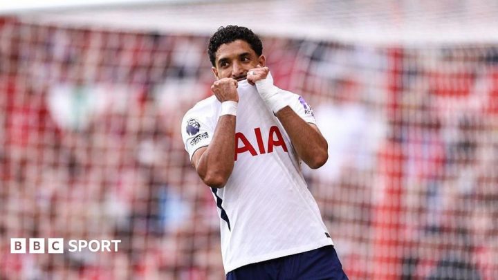 Nottingham Forest 0-0 Tottenham: Scrappy draw leaves both sides still winless