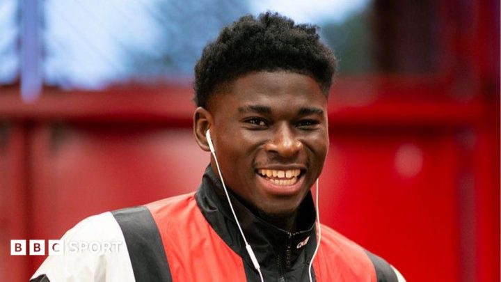Carlos Baleba is expected to make his Man Utd debut against Spurs