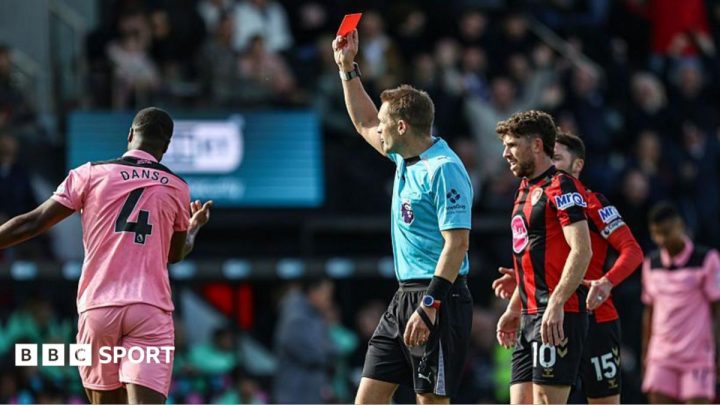 “Arrogant” Sunderland struggling in Premier League but what is wrong with Black Cats?