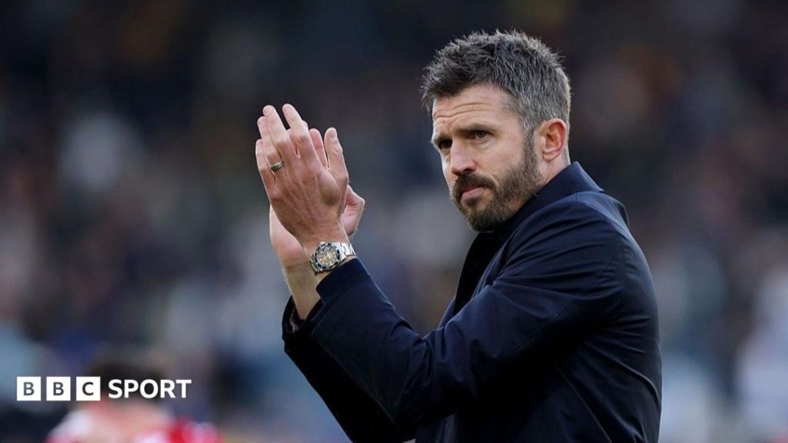Can Michael Carrick and his headphones silence the noise around Man Utd?